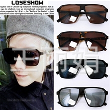 (958）男女通用眼镜水银反光太阳镜复古大方框骷髅头墨镜