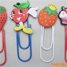 供应PVC草莓书签办公用品书签卡通软胶书签