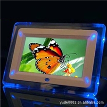 工厂批发7寸数码相框/电子相册/电子相框/礼品相框/带灯相框