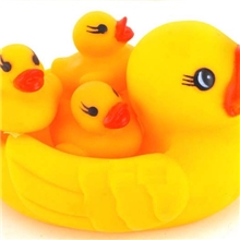 洗澡玩具网袋装小鸭缤纷叫一只大鸭三只小鸭子