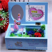 保鲜花情人节新品独家上市公主音乐盒火爆抢先批发预订