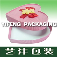 艺沣包装厂家供应心形礼品盒坑纸礼品盒礼品盒订制