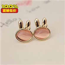 3136思登饰品批发月光石兔子耳钉韩版欧美复古耳环耳饰女猫眼石
