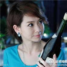 b1103爱情睡醒了戚薇同款耳环兰色水晶耳钉明星饰品批发