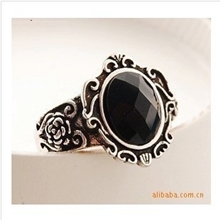 A080超复古个性雕花黑宝石魔镜戒指发旺饰品批发