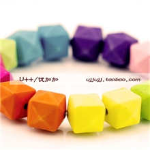 日本风原宿系饰品荧光色七彩糖果手链星空女款流行可爱手链批发