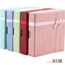 饰品批发盒子批发礼品盒正方形五色盒手镯盒HH138