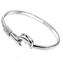 月销万件时尚精品海豚手镯镀纯银厂家低价促销长期保色