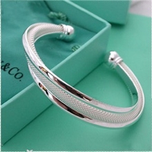 淘宝热卖三环网手镯镀925纯银手镯女韩国饰品手环