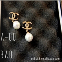 A-73【工厂价销售】精致cc耳钉珍珠耳钉双c耳钉小香耳钉