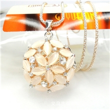 CCC3394店主自留款限量特色花球镶钻长款韩版毛衣链批发