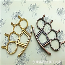 黑色薄版小四尖防四指虎防身/武术器材厂家批发拳扣加工定制