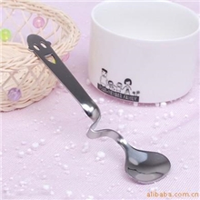 ccf0571创意家居生活用品个性笑脸不锈钢弯曲咖啡勺子20g混批发