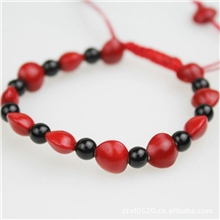 明月洲2012热卖款】南国心形相思红豆手链厂家地摊创业饰品混批