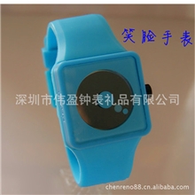 工厂订做硅胶石英笑脸表，时尚礼品手表。