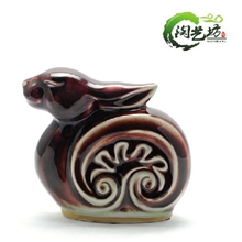 独特供应大师韩美林精心设计钧瓷工艺品可爱兔子造型工艺品