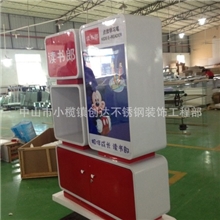 供应高端女装展示柜服装展示橱窗展示道具可定做