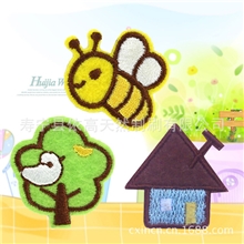 厂家现货布贴树房子蜜蜂绣标绣章刺绣背胶熨烫贴臂章可混批