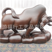 对牛斗牛牛高级工艺礼品动物礼品工艺品木雕工艺品