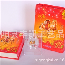 厂家批发【马年水晶盒】马年彩银纪念章80克保险会销礼品