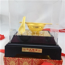 厂家直销绒沙金批发碗筷龙凤金碗套电铸结婚礼品