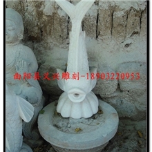 石雕鱼喷泉石雕鲤鱼吐水喷泉大理石雕刻定做曲阳雕刻厂家