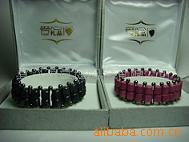 供应江苏托玛琳能量陶瓷情侣手链