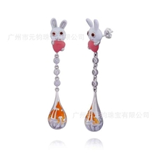 现货新品饰品，时尚韩版新品金边小兔子耳钉韩版耳钉