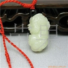 再兴玉斋批发供应和田青白玉貔貅和田青白玉貔貅挂件