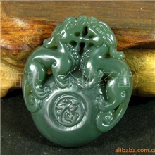 再兴玉斋供应批发和田玉青玉挂件貔貅福在眼前