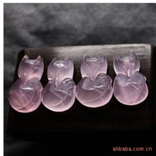 供应天然冰种粉晶狐狸招桃花旺姻缘超可爱粉嘟嘟