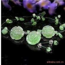 供应精美三朵东陵玉玫瑰花手编脚链