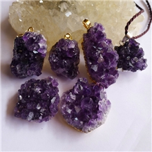 天然紫水晶簇原石吊坠大量订做批发各种水晶半宝石原石吊坠
