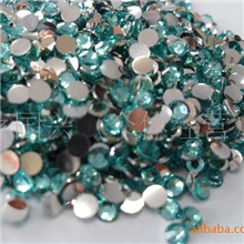 供应2MM树脂平底钻、2MM平底琉璃钻等服装辅料专业手机美容钻