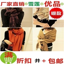 2013厂家直销含流苏新款韩国秋冬仿羊绒格子女士围巾批发