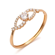 精品手镯欧美款式手环明星街拍款展销会最佳手饰精品