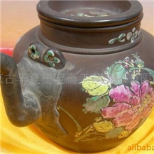 供应老紫砂壶一号宜兴壶，带彩铜嘴壶！