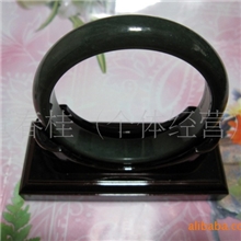 批发翡翠玉手镯，首饰，加工翡翠礼品工艺品