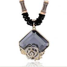 供应奥地利水晶方形玫瑰花式流行项链长款毛衣链高档首饰小额混批