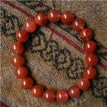 四川凉山料南红玛瑙珠柿子红手串手链批发商