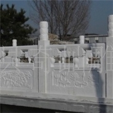 供应汉白玉石雕栏板，凉亭，牌坊等