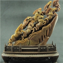 寿山石精品电视柜摆件拍卖八骏图马到成功中老年生日男本命年礼品