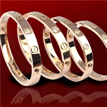 【量大从优】陈冠希同款最新薄版六角孔螺丝刀手镯钛钢情侣手镯