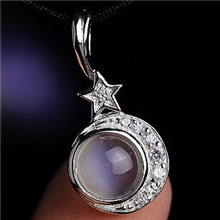 女礼物天然水晶月光石吊坠925银玫瑰金星月相依