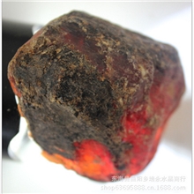 大量批发天然琥珀原石可观赏雕刻DIY琥珀原石原矿新货一克售价