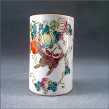 蝴蝶笔筒厂货仿古瓷器家居工艺品摆件古玩收藏