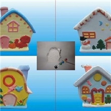 陶瓷白胚自彩DIY儿童益智玩具/中号卡通房子储钱罐