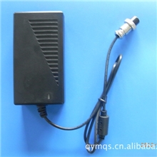 深圳石岩电源厂家供应屏蔽器电源5V8A（四孔航空头）