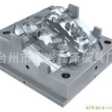 厂家专业供应汽车前的灯模具汽车配件车灯模具售后服务有保障