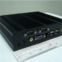 全封闭，防尘防静电工业电脑，无风扇低功耗嵌入式工控机工控电脑